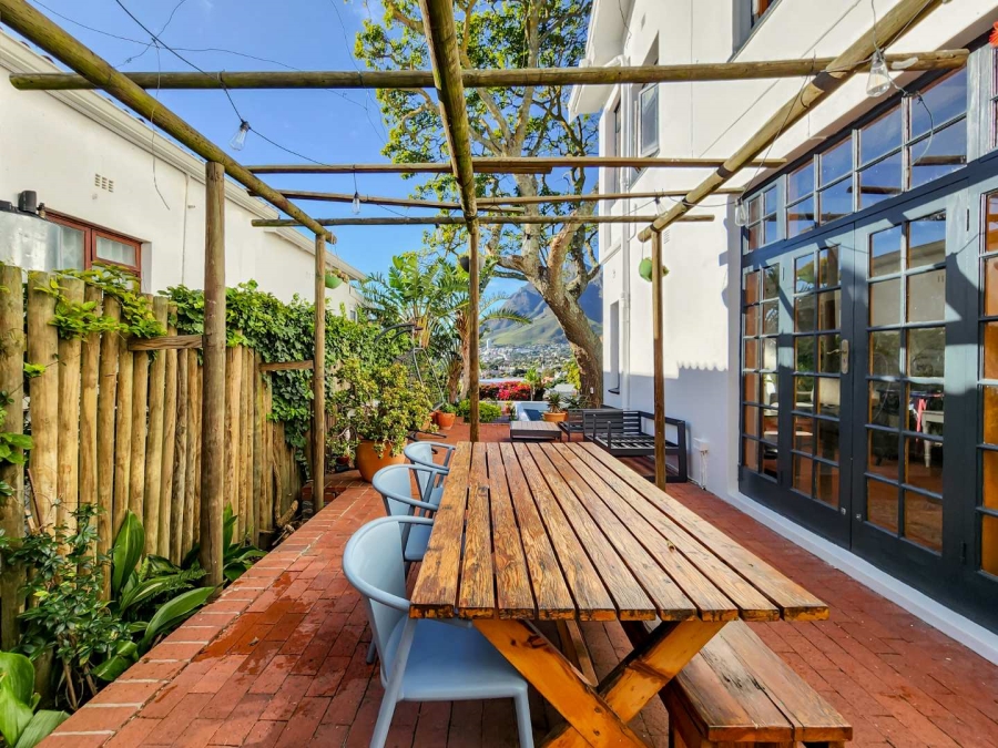 To Let 4 Bedroom Property for Rent in Gardens Western Cape